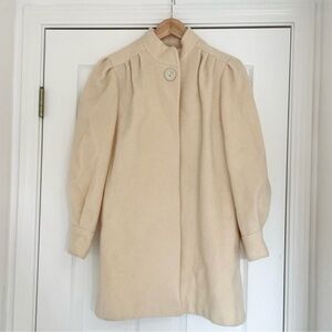 • vintage wool pleated cream jacket •